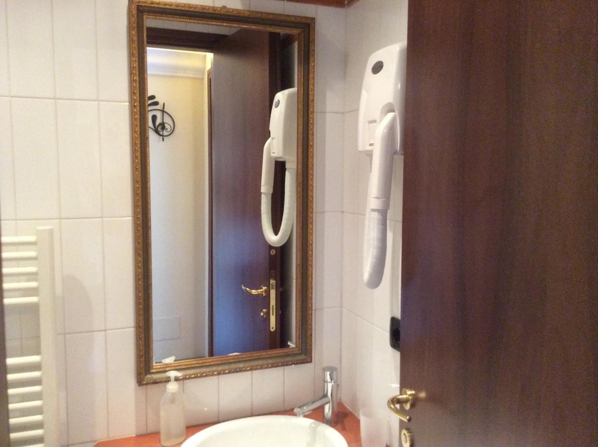 Hotel Al Sanpietrino Roma Habitación foto